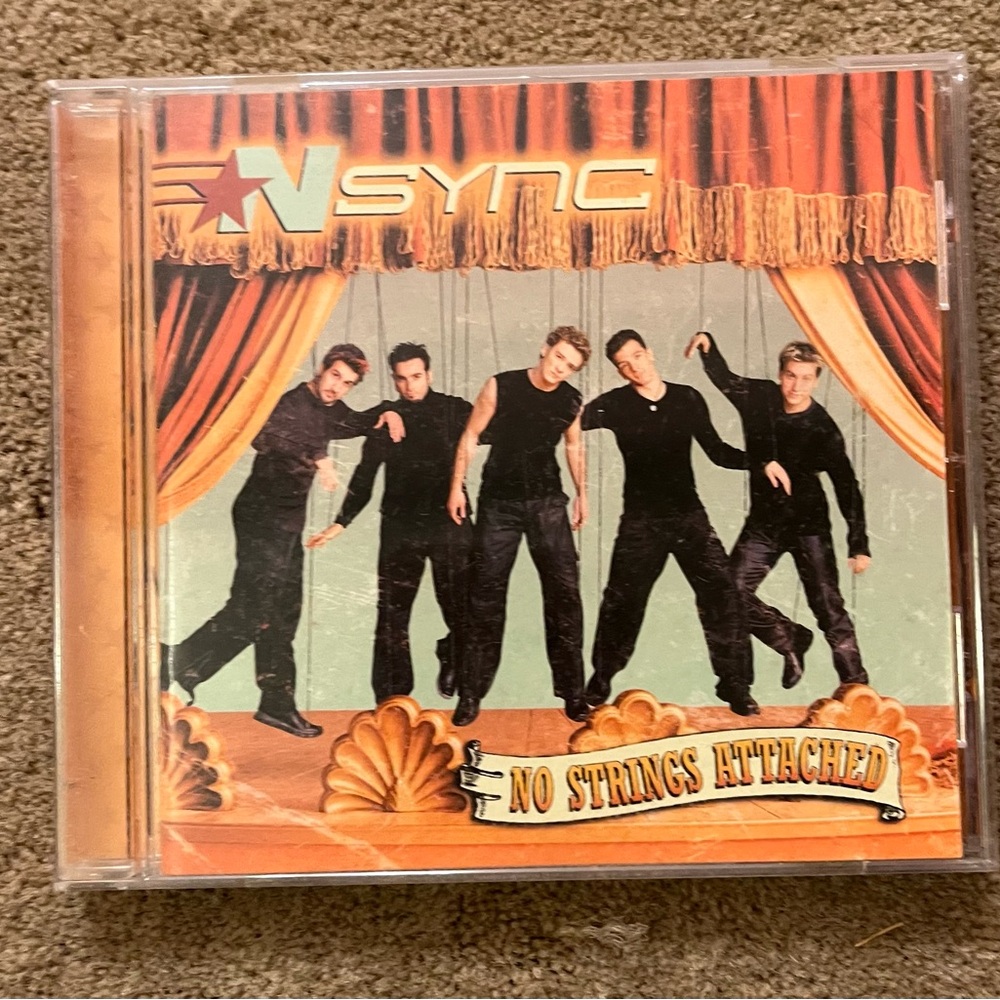 *NSYNC No Strings Attached CD